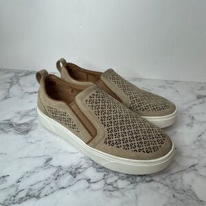 Vionic Kimmie Perf Women's Slip On Supportive Sneaker 8